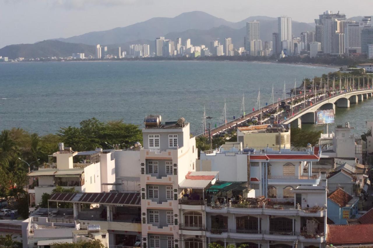 Lasanview Hotel Nha Trang Buitenkant foto